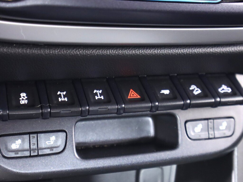 Used 2019 Chevrolet Colorado ZR2 AWD/4WD image 24