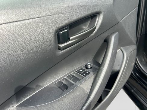 Used 2024 Toyota Corolla LE FWD image 11