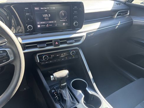 Used 2022 Kia K5 LXS image 14