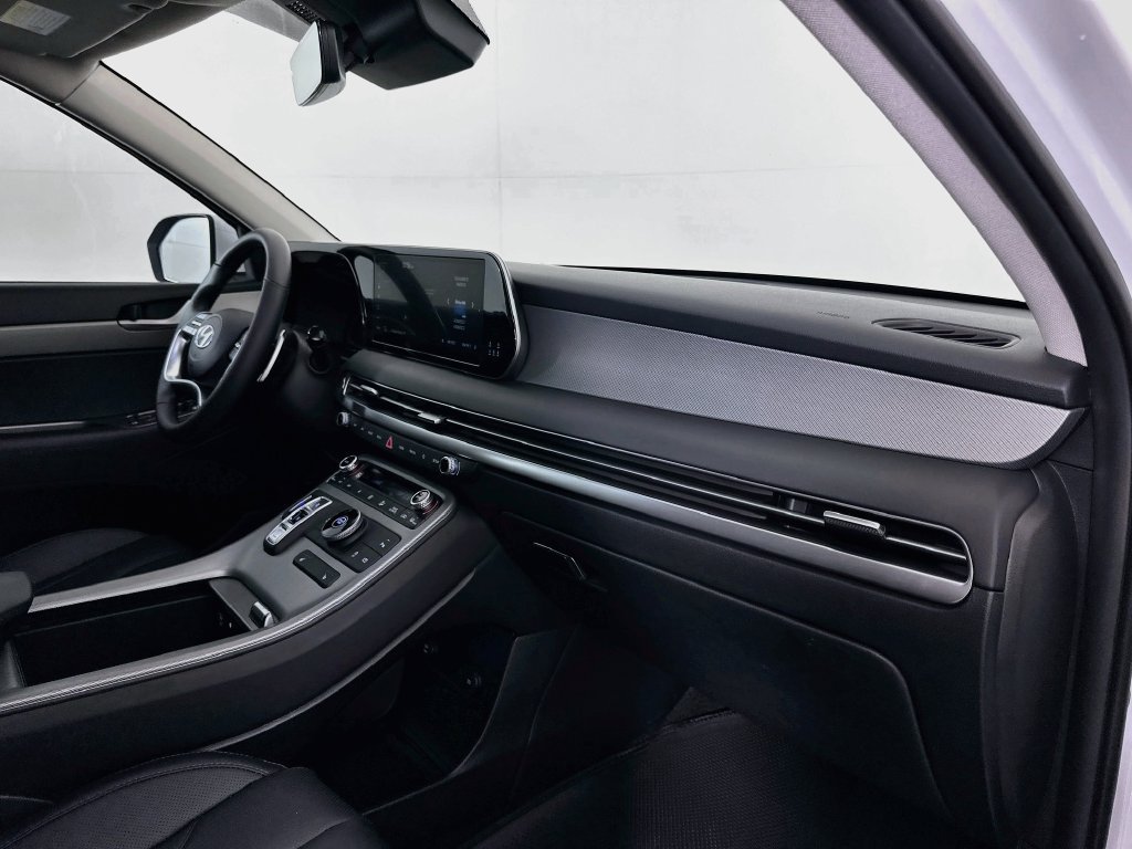 Certified 2025 Hyundai Palisade XRT FWD image 30