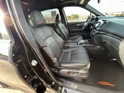 Used 2023 Honda Passport TrailSport image 29