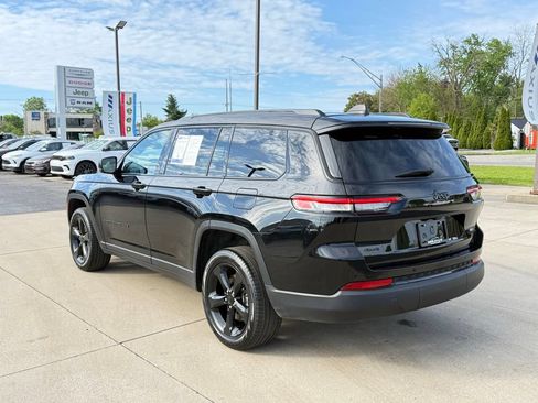 Used 2024 Jeep Grand Cherokee L Limited w/ Black Appearance Package AWD/4WD image 5
