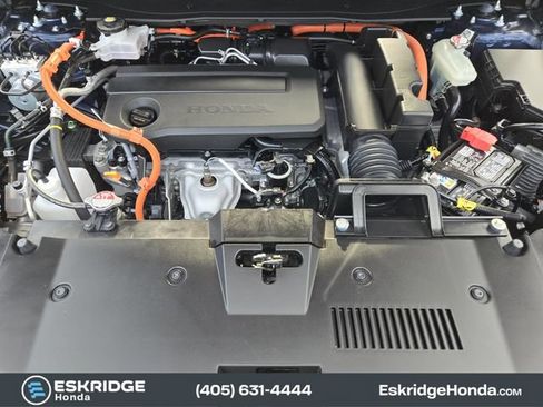Used 2025 Honda CR-V Sport-L image 32