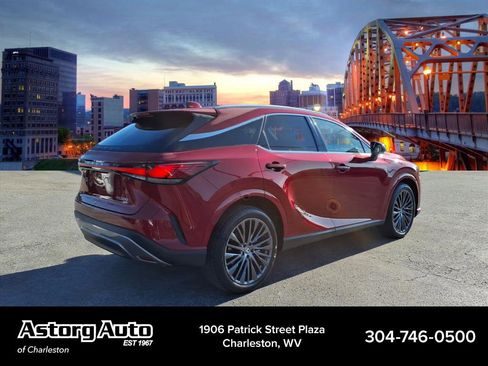 Used 2025 Lexus RX 350 w/ Convenience Package image 3