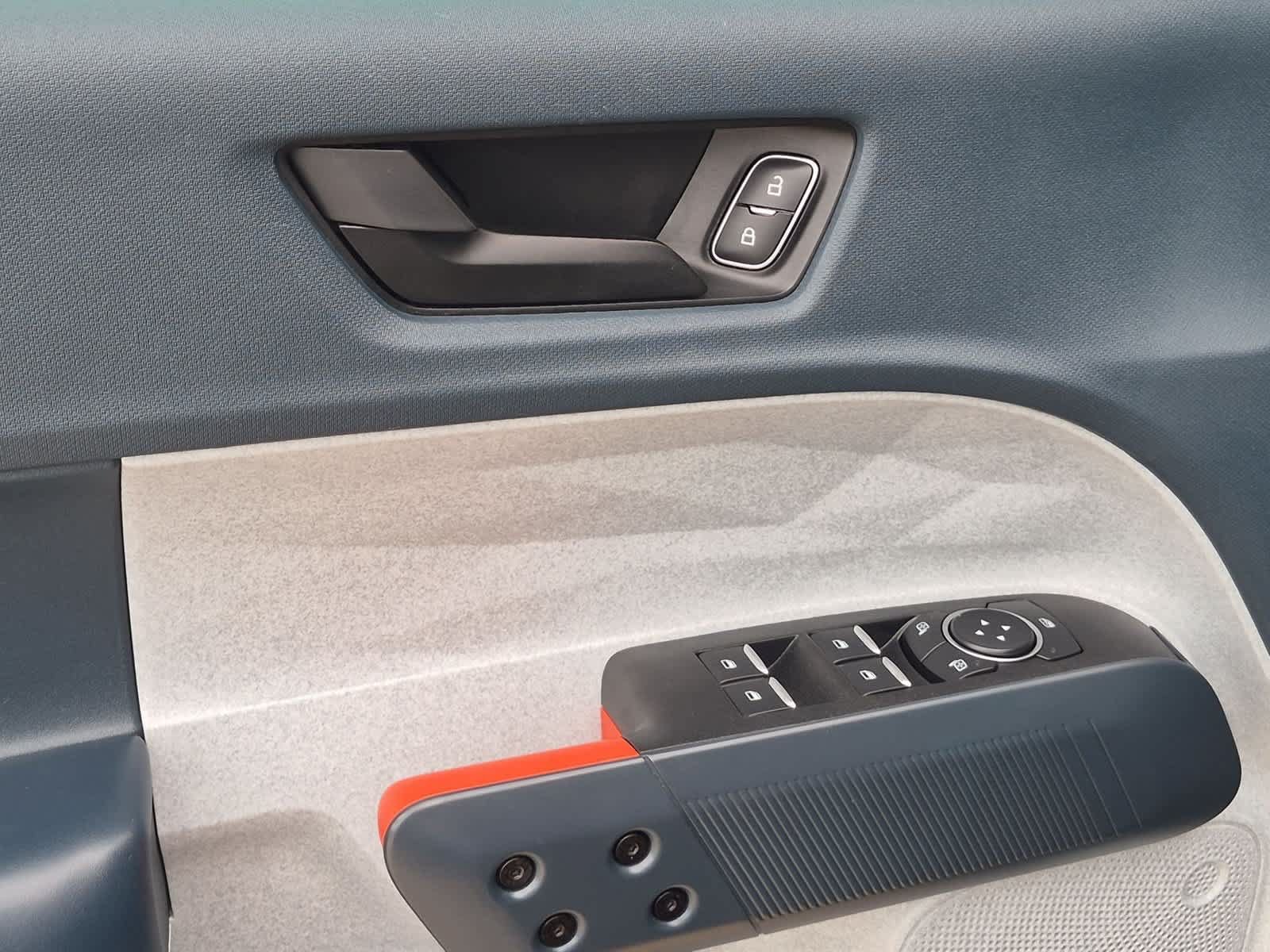 Certified 2022 Ford Maverick XLT FWD image 21