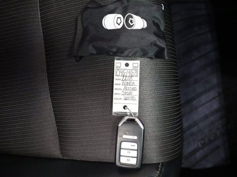 Used 2018 Honda Accord Sport image 66