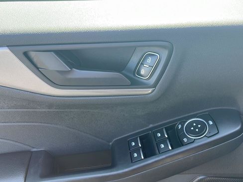Used 2023 Ford Escape Active AWD/4WD image 11