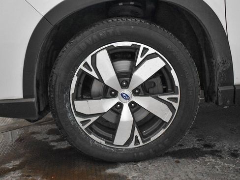 Used 2020 Subaru Forester Touring image 9