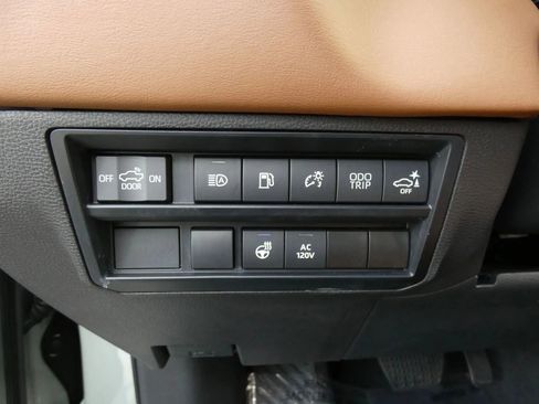 Used 2024 Toyota Tundra 1794 Edition image 40