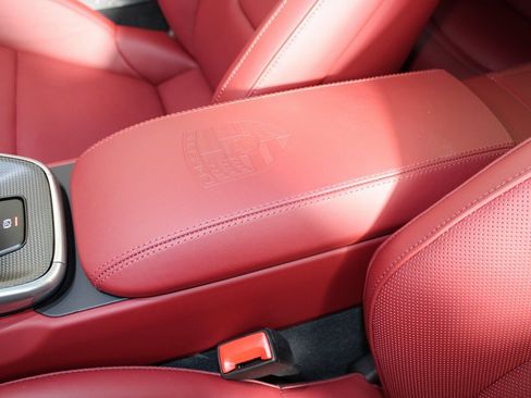 Used 2025 Porsche 911 Turbo S image 40