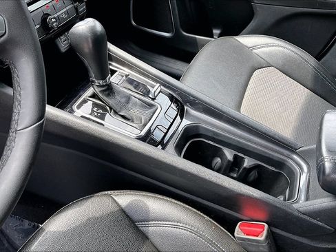 Used 2024 Jeep Compass Latitude AWD/4WD image 15