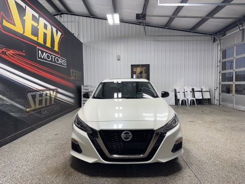 Used 2021 Nissan Altima 2.5 SR w/ SR Premium Package image 28