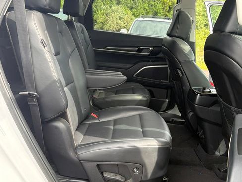 Used 2024 Kia Telluride S w/ S Sunroof Package AWD/4WD image 16
