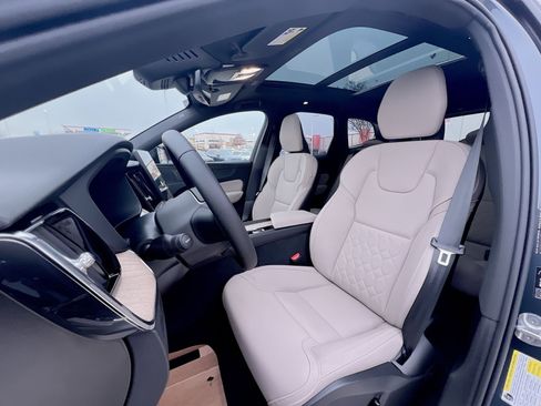 New 2026 Volvo XC60 B5 Plus w/ Protection Package Premier image 13