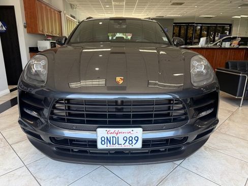 Used 2020 Porsche Macan AWD/4WD image 3