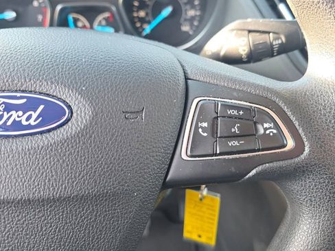 Used 2018 Ford Escape SE w/ SE Sync 3 Package image 17