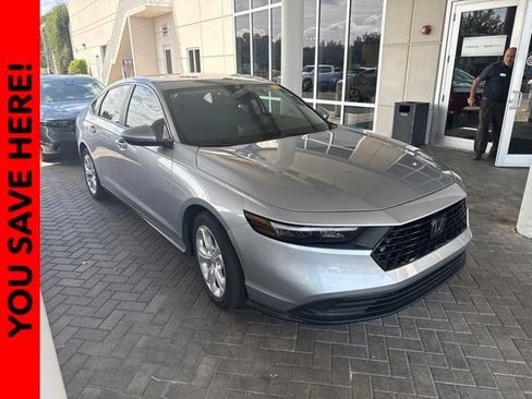 Certified 2023 Honda Accord LX image 1