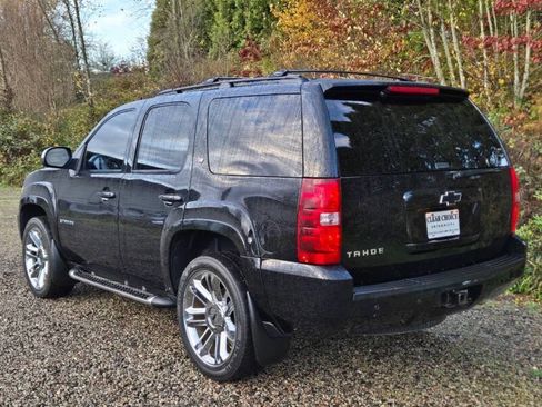 Used 2009 Chevrolet Tahoe LT w/ Luxury Package image 1