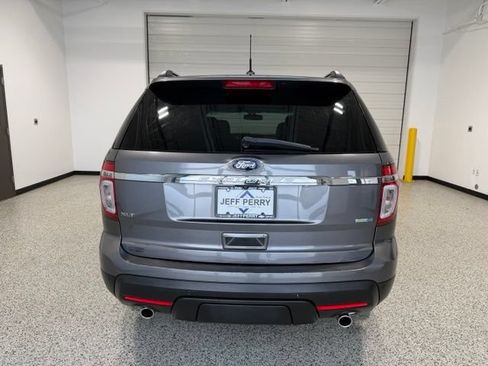 Used 2014 Ford Explorer XLT w/ Equipment Group 201A AWD/4WD image 4