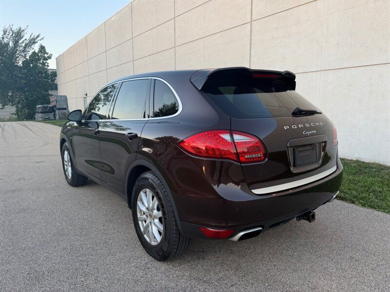 Used 2014 Porsche Cayenne Diesel AWD/4WD image 30