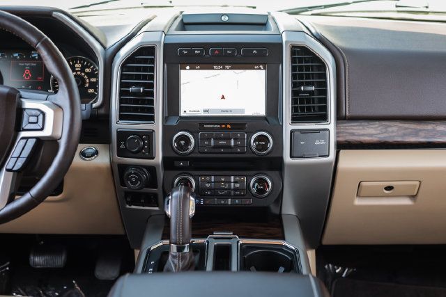 Used 2018 Ford F150 Lariat w/ Equipment Group 502A Luxury AWD/4WD image 33