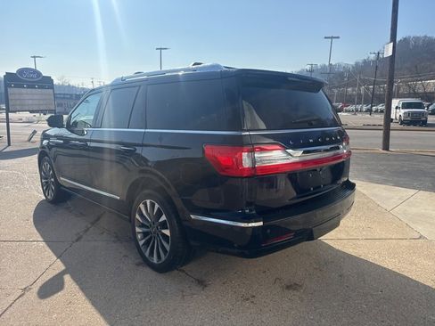 Used 2021 Lincoln Navigator Reserve w/ Luxury Package image 5