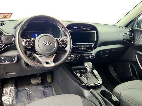 Used 2020 Kia Soul EX image 12