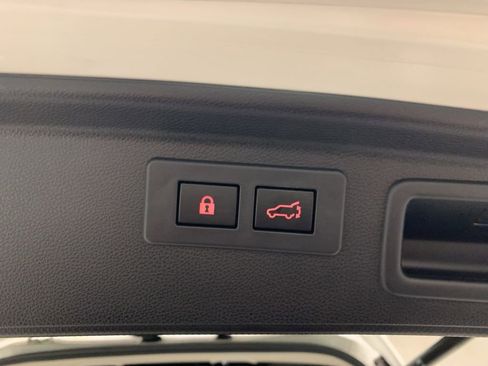 Certified 2022 Subaru Forester Limited w/ Popular Package #3 image 19