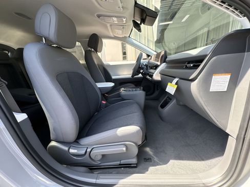 New 2026 Hyundai Ioniq 5 SE AWD/4WD image 28