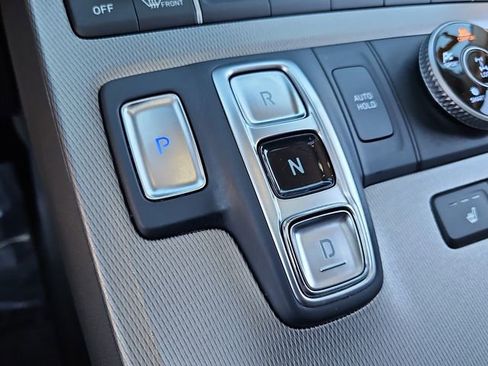 Used 2022 Hyundai Palisade SEL w/ Premium Package image 23