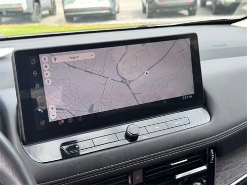 Used 2024 Nissan Rogue Platinum w/ Platinum Premium Package image 24