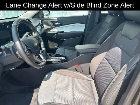 Used 2024 Chevrolet Trax LT w/ Driver Confidence Package FWD image 12