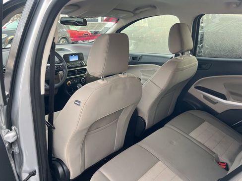 Used 2018 Ford EcoSport S image 9