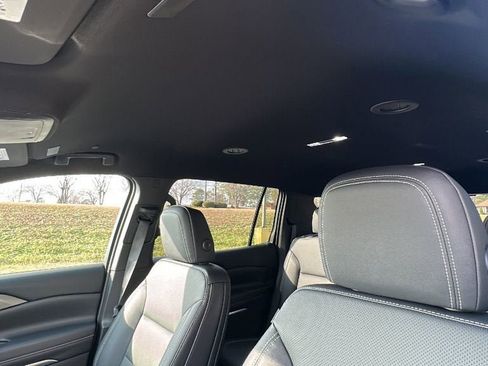 New 2026 Chevrolet Traverse LT w/ Midnight/Sport Edition image 13