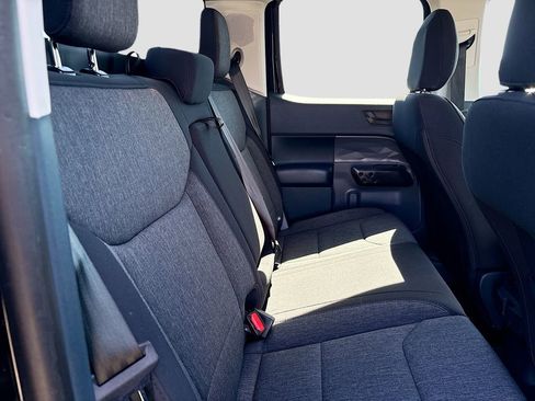 Used 2025 Ford Maverick XLT w/ Equipment Group 301A image 25