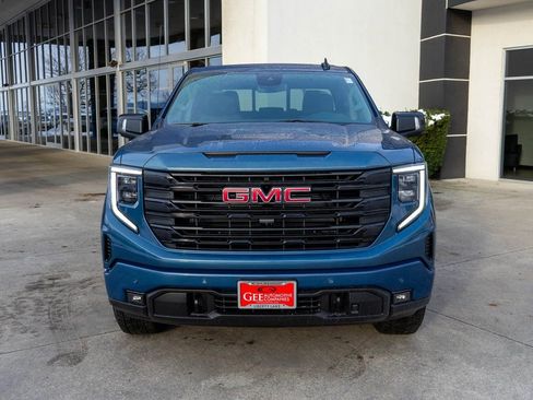 New 2026 GMC Sierra 1500 Elevation w/ Elevation Premium Package image 2