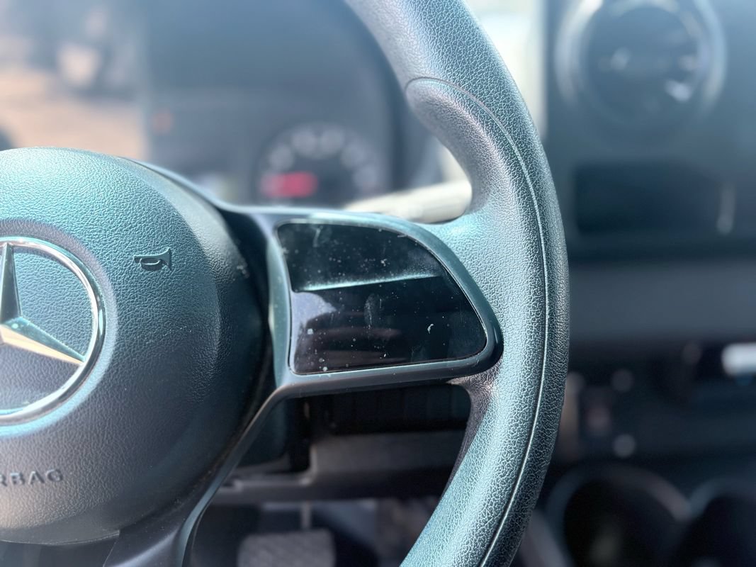 Used 2019 Mercedes-Benz Sprinter 1500 image 24