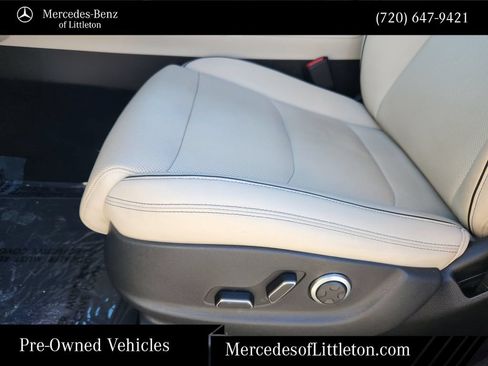 Used 2023 Genesis GV70 2.5T w/ Advanced Package AWD/4WD image 23