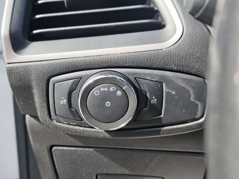Used 2015 Ford Edge SEL w/ Equipment Group 201A AWD/4WD image 30
