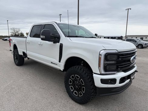 Used 2026 Ford F350 Platinum image 7