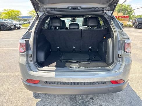 Used 2023 Jeep Compass Latitude w/ Sun and Sound Group AWD/4WD image 23