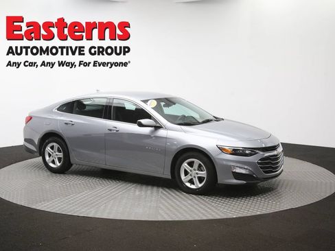 Used 2023 Chevrolet Malibu LT FWD image 47