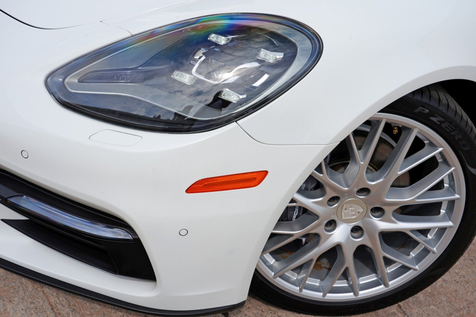 Used 2018 Porsche Panamera image 59