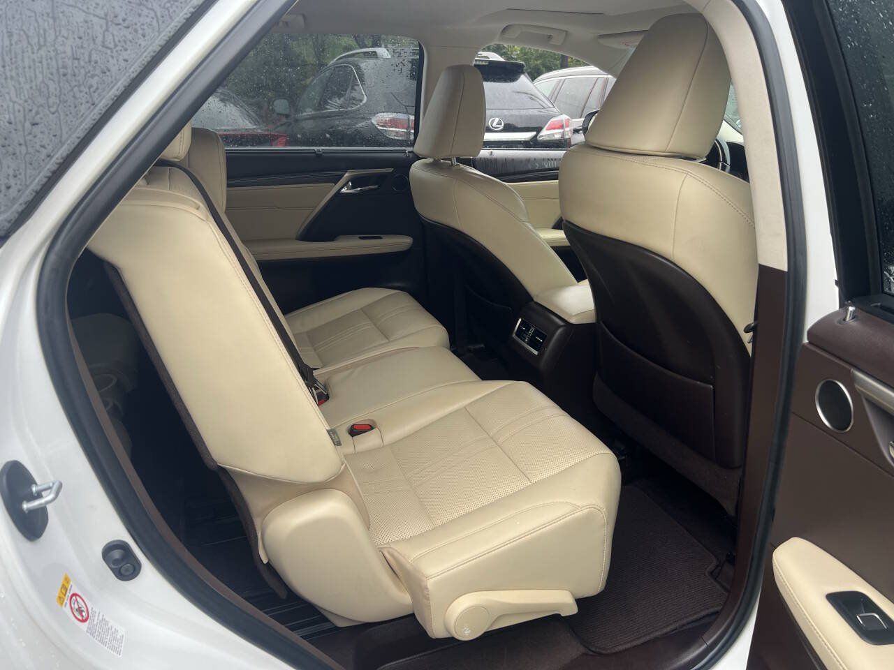 Used 2018 Lexus RX 350L Luxury w/ Accessory Package FWD image 17