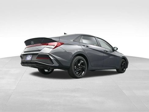 Used 2026 Hyundai Elantra Sport FWD image 37