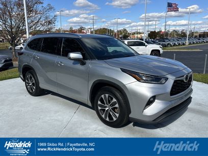 Certified 2021 Toyota Highlander XLE