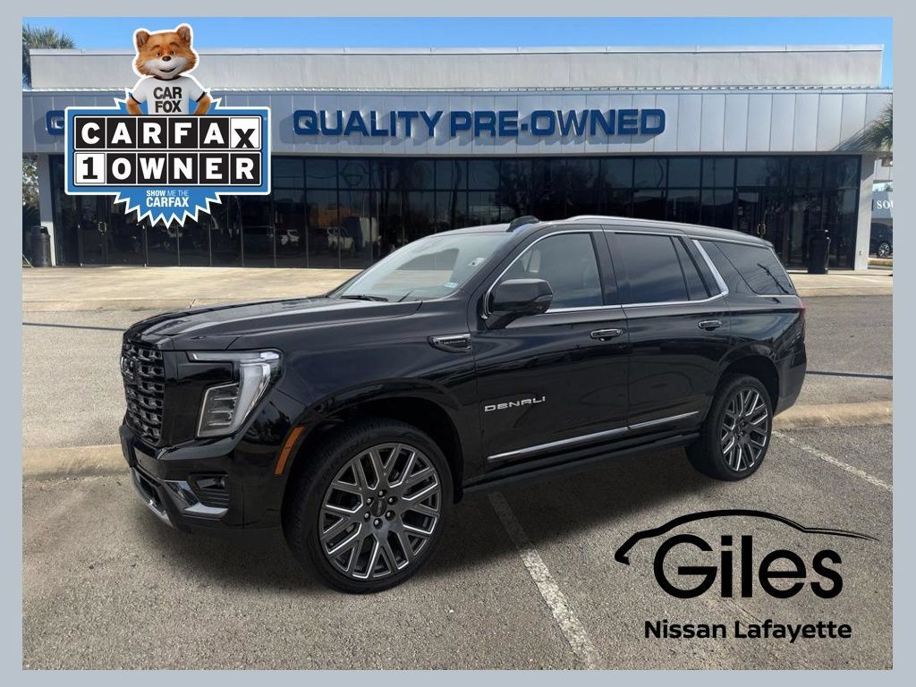 Used 2025 GMC Yukon Denali Ultimate w/ LPO, Floor Liner Package AWD/4WD image 1