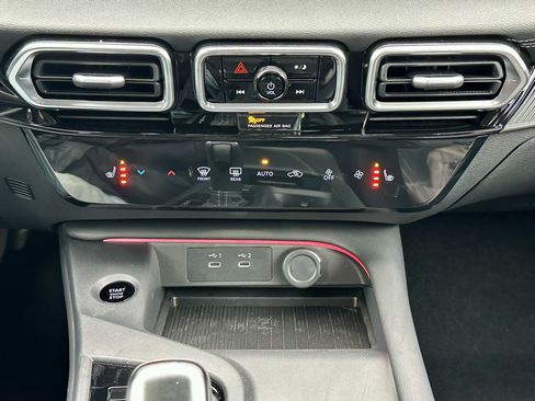 New 2026 Nissan Sentra SV w/ SV Convenience Package FWD image 30