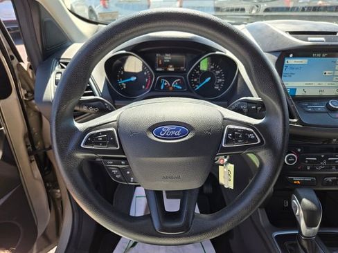 Used 2018 Ford Escape SE w/ Ford Safe & Smart Package AWD/4WD image 26