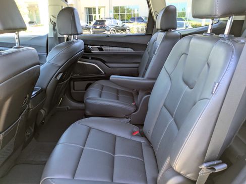 Used 2023 Kia Telluride SX image 18